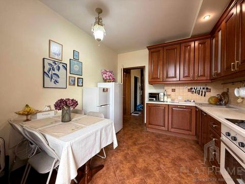 квартира за адресою Регенераторна вул., 4 к1-9