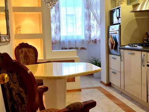 квартира за адресою Академіка Корольова вул., 81
