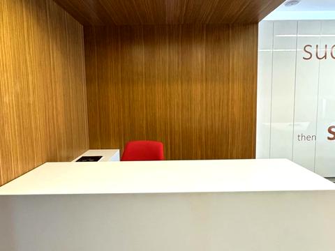 комерційна за адресою Почайнинська вул., 70