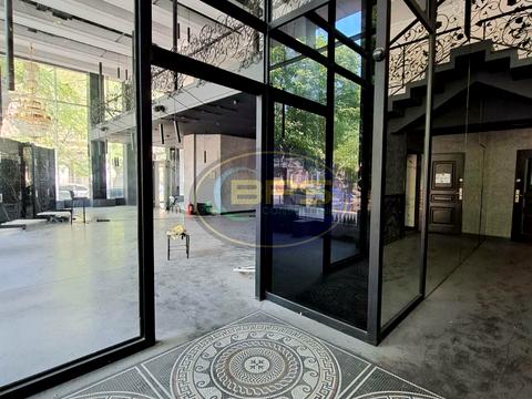 коммерческая по адресу червоний, 10