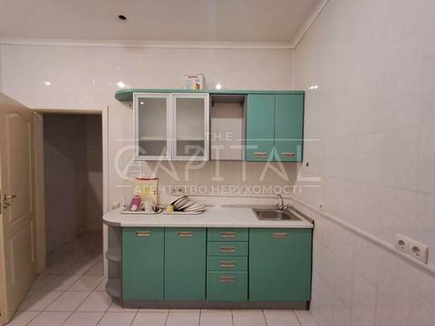 коммерческая по адресу Лукьяновская ул., 1