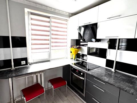 квартира за адресою Десантна вул., 11