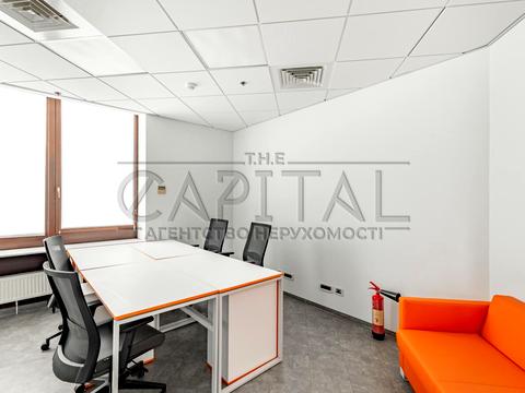 комерційна за адресою Тараса Шевченка бульв., 35