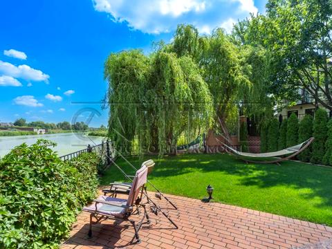 дом по адресу Велика Набережна, 13