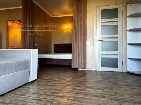 квартира за адресою Набережна Перемоги вул., 44б