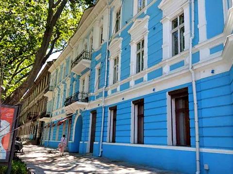комерційна за адресою Ніни Строкатої вул. (Буніна), 16а