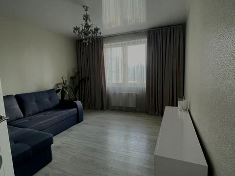 квартира за адресою Академіка Глушкова просп., 9-Д