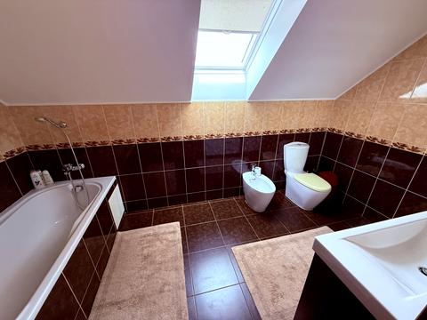 дом по адресу Августина Волошина ул.