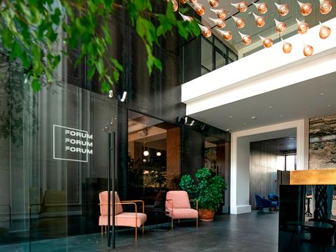 комерційна за адресою Саксаганського вул., 53/8