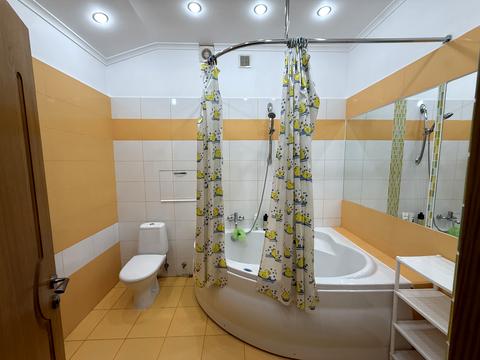 квартира за адресою Амосова пров., 10