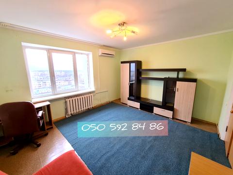 квартира за адресою Академіка Булаховського вул., 5-Д