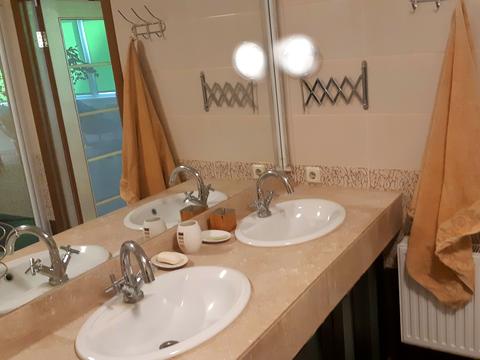 квартира за адресою Саперно-Слобідська вул., 22