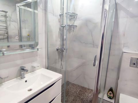 квартира по адресу Ревуцкого ул., 40-В