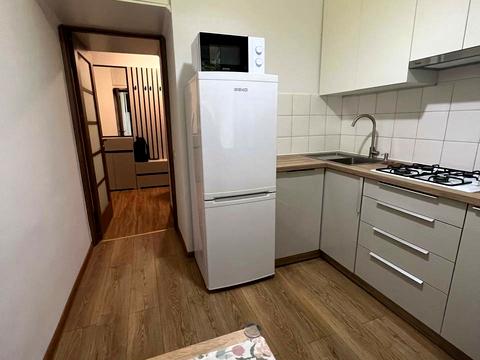 квартира за адресою Івана Богуна вул., 12