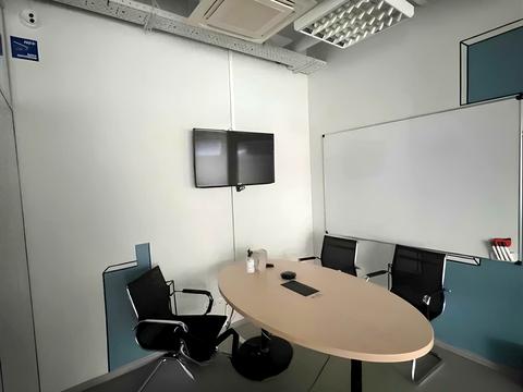 коммерческая по адресу Лейпцигская ул., 15