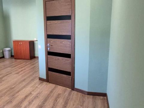 коммерческая по адресу Троллейбусная ул., 17