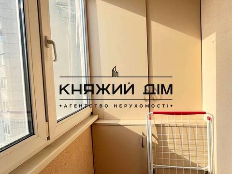 квартира за адресою Срібнокільська вул., 1