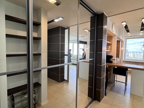 квартира за адресою Верховинна вул., 37