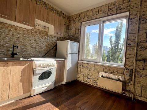 квартира за адресою Рональда Рейгана, 20