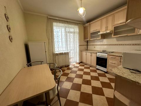 квартира за адресою Урожайна вул., 3