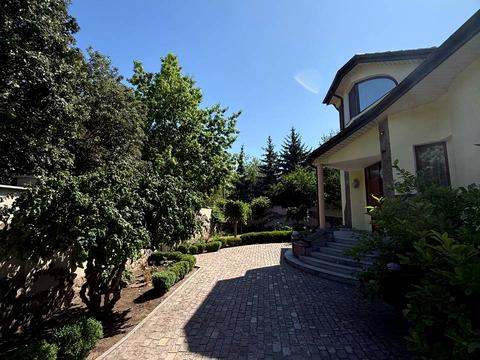 будинок за адресою Дніпробудівська вул.