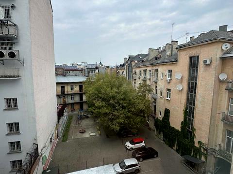 квартира по адресу Свободы просп. (Ленина), 3