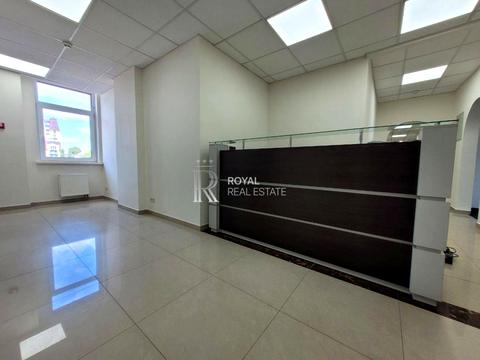 комерційна за адресою Спаська вул., 5