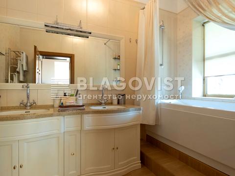 дом по адресу Київська ул.