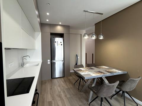квартира за адресою Регенераторна, 4