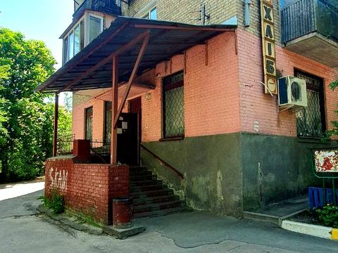 комерційна за адресою Садова вул., 65