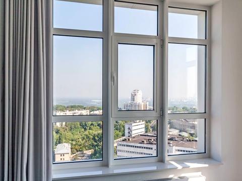 комерційна за адресою Кловський узвіз, 7a