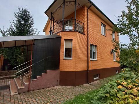 будинок за адресою Шкільна вул.