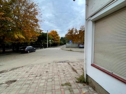 комерційна за адресою Гоголя вул., 11