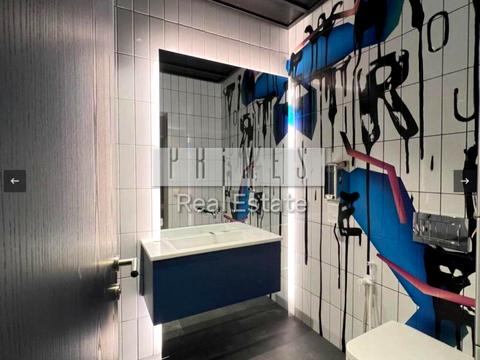 комерційна за адресою Володимирська вул., 5