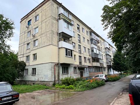 квартира за адресою Навроцького вул., 15
