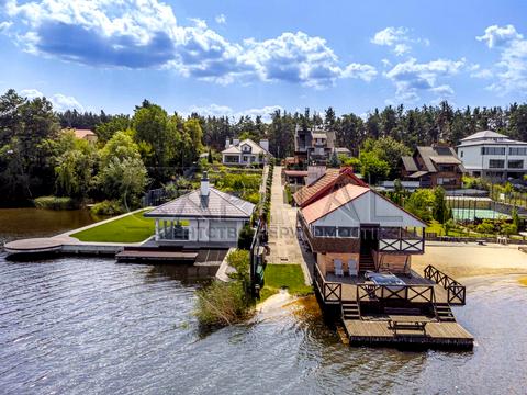 будинок за адресою Анатолія Солов'яненка вул.