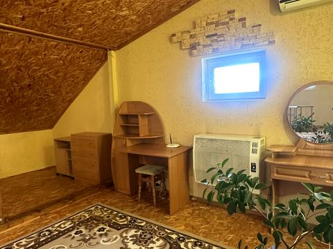 квартира за адресою Хотів, 12