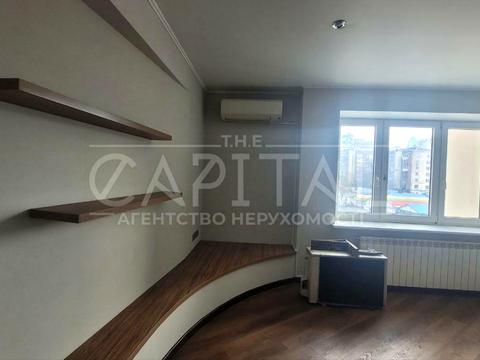 комерційна за адресою Антоновича вул. (Горького), 122