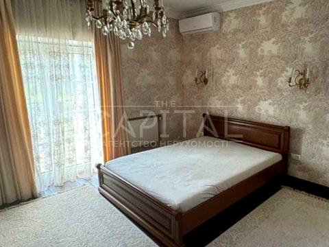 будинок за адресою Броварський