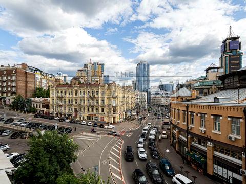 комерційна за адресою Бессарабська пл., 5