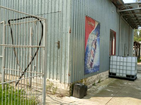 комерційна за адресою кримська, 2б