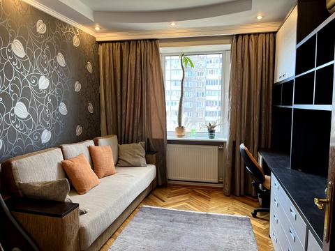 квартира за адресою Композитора Лятошинського вул., 8