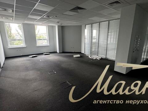 комерційна за адресою Автозаводська вул., 54/19
