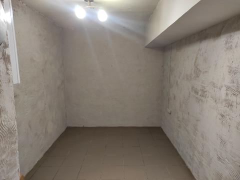 комерційна за адресою Молодіжна вул., 2/3Б