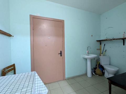 комерційна за адресою Миколи Лаврухіна вул., 16