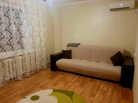квартира за адресою Автозаводська вул., 44