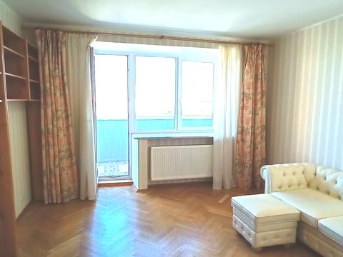 квартира за адресою Генерала Алмазова вул. (Кутузова), 6