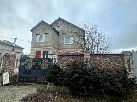 будинок за адресою Травнева вул.