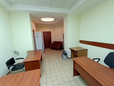 комерційна за адресою Симона Петлюри вул. (Комінтерну), 20а