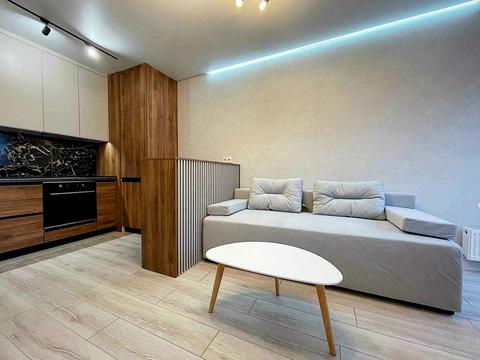 квартира за адресою Салютна вул., 2